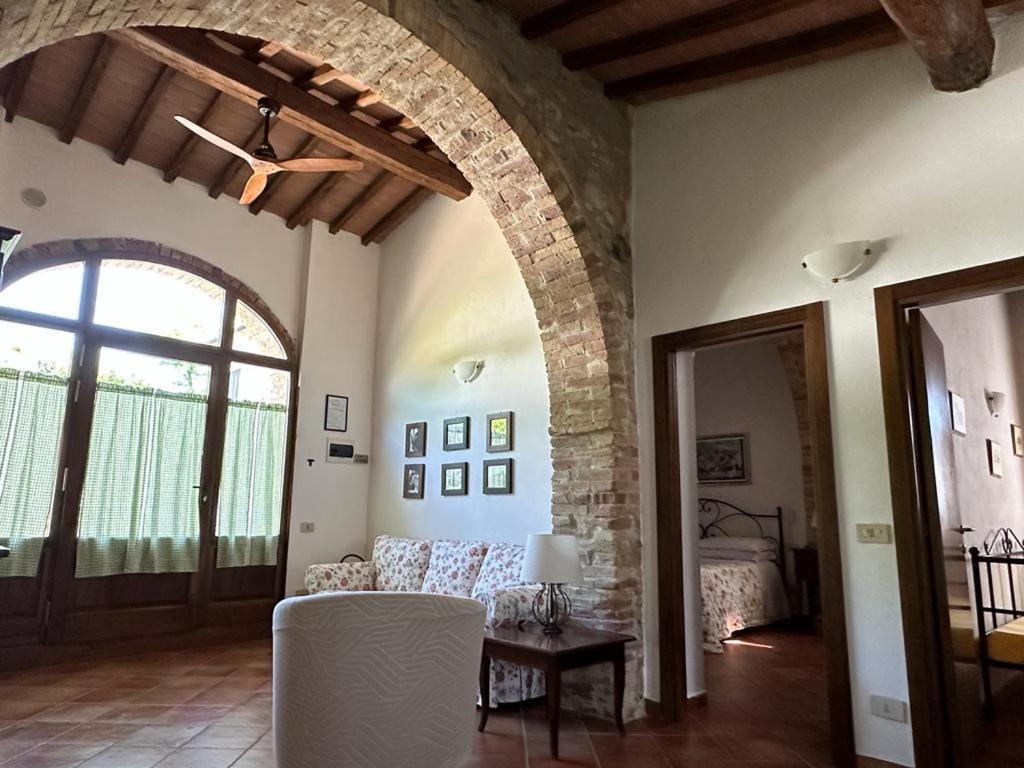 Agriturismo Il Canneto Casole dʼElsa Eksteriør billede