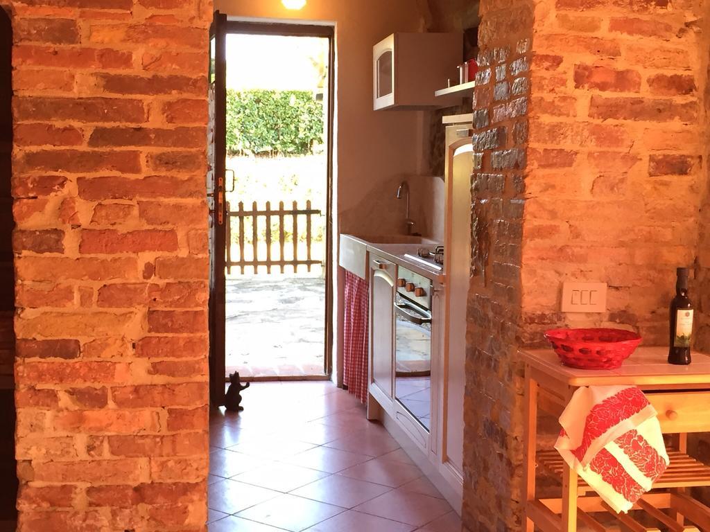 Agriturismo Il Canneto Casole dʼElsa Eksteriør billede